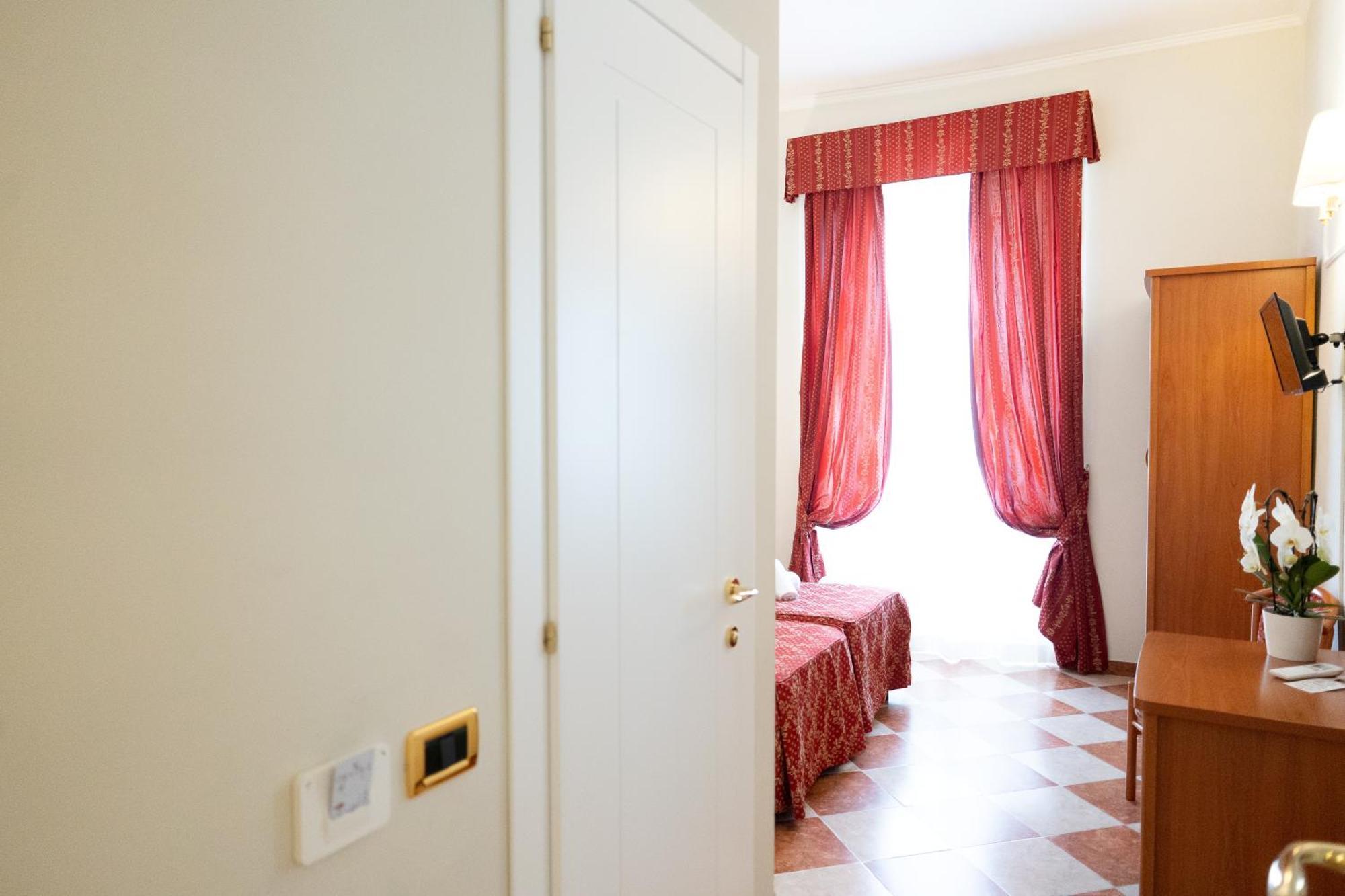 Hotel Romantica — Photos 2